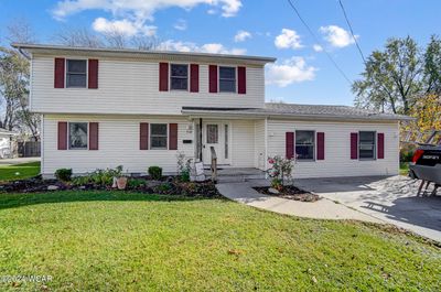 514 S Wayne Street, House other with 3 bedrooms, 1 bathrooms and null parking in Van Wert OH | Image 1