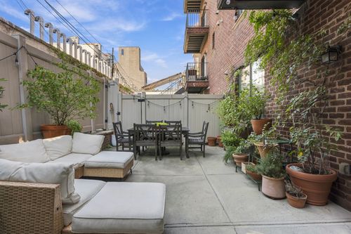 1c-36 Conselyea St, Brooklyn, NY, 11211-3930 | Card Image