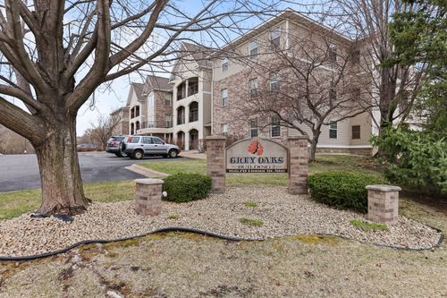 2-305-15570 Linnet St Nw, Andover, MN, 55304-2675 | Card Image