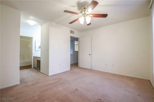 1115 - 8070 W Russell Rd, Condo with 1 bedrooms, 1 bathrooms and null parking in Las Vegas NV | Image 12