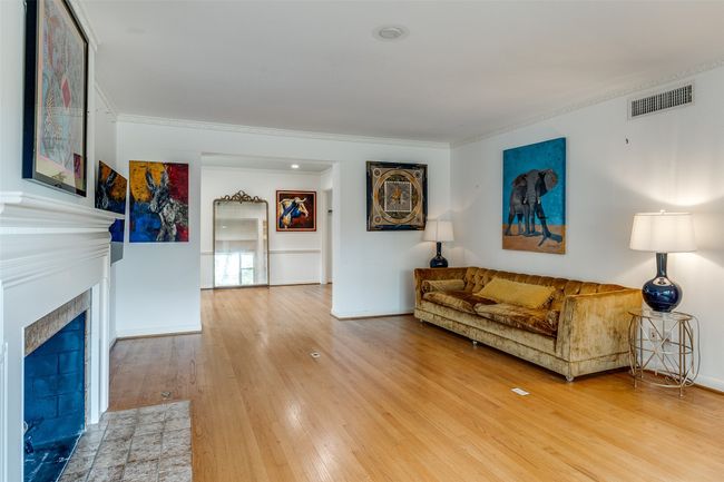 7243 Westbrook Ln, House other with 3 bedrooms, 2 bathrooms and null parking in Dallas TX | Image 11