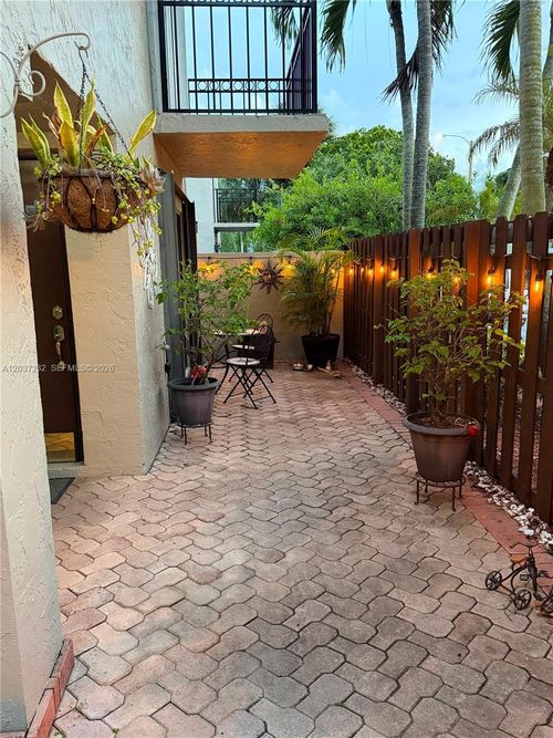 1-10445 Sw 154th Ct, Miami, FL, 33196-2751 | Card Image