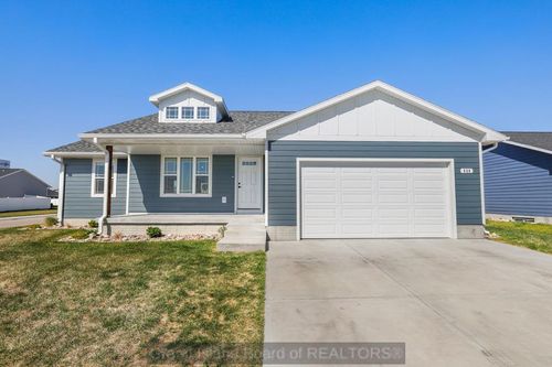 538 Buffalo Grass St, Grand Island, NE, 68803-3844 | Card Image