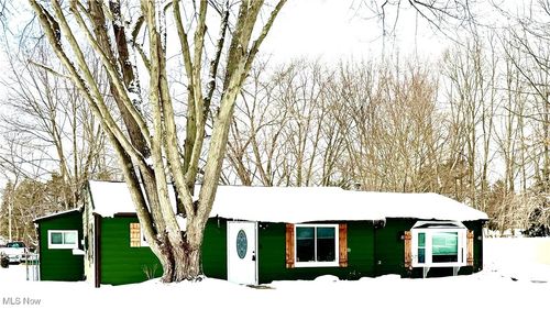 12755 Vincent Dr, Mantua, OH, 44255-9309 | Card Image