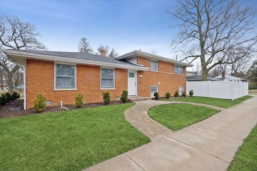 4647 Johnson Ave, Western Springs, IL, 60558-1540 | Card Image