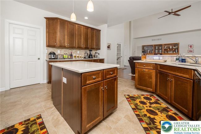 222 Danbury Dr, House other with 3 bedrooms, 3 bathrooms and null parking in Nazareth PA | Image 20