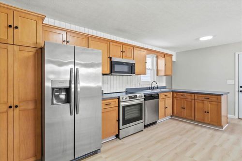 8241 Us Highway 68 N, West Liberty, OH, 43357-9404 | Card Image