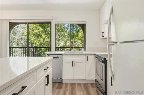 unit-b38-7835 Cowles Mountain Ct, San Diego, CA, 92119-2556 | Card Image