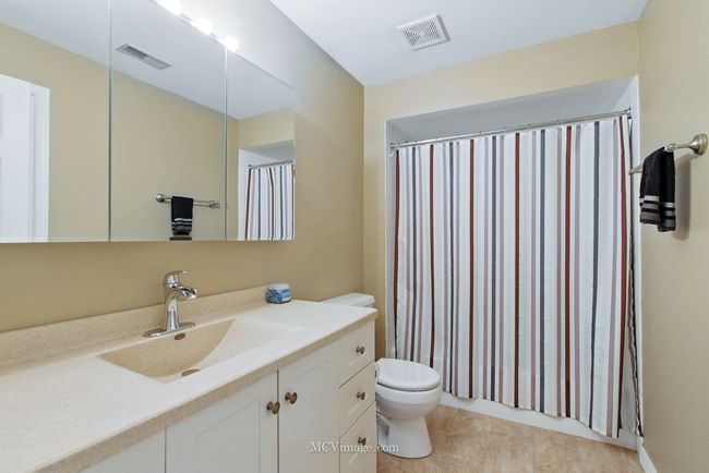 APT-2N - 7811 W 157 Th St, Condo with 2 bedrooms, 2 bathrooms and 2 parking in Orland Park IL | Image 13