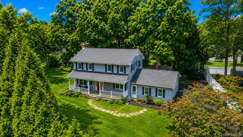 2 Foxey Ln, Mahopac, NY, 10541-2034 | Card Image
