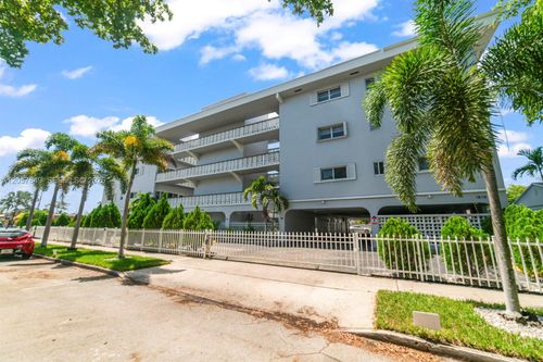 4a-1818 Rodman St, Hollywood, FL, 33020-6065 | Card Image