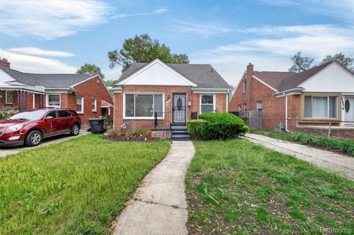 19490 Ilene St, Detroit, MI, 48221-1448 | Card Image