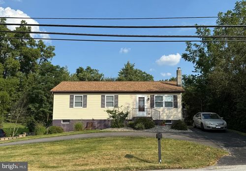 2856 W Canal Rd, DOVER, PA, 17315-3444 | Card Image