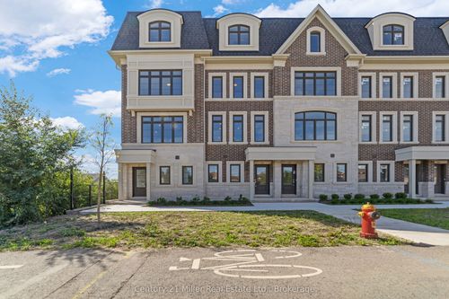 42-2140 Trafalgar Rd, Oakville, ON, L6H8A5 | Card Image