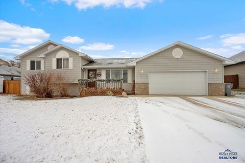 8739 Steamboat Ln, Summerset, SD, 57769 | Card Image