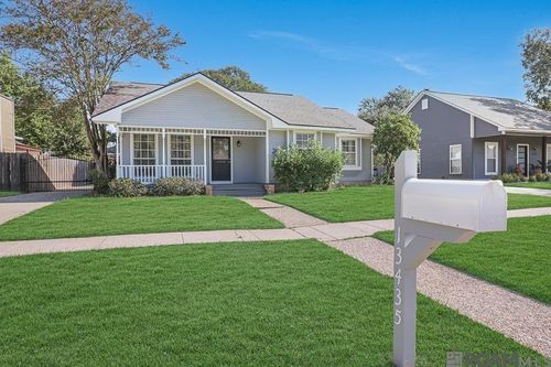 13435 Parwood Ave, Baton Rouge, LA, 70816-1470 | Card Image