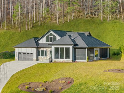 47-34 Bridgeway Dr, Candler, NC, 28715-9096 | Card Image