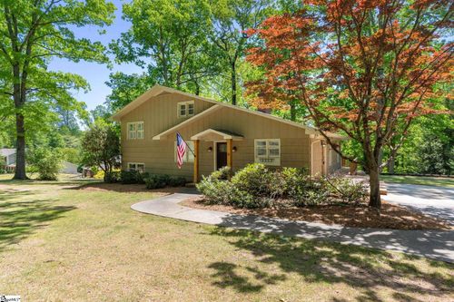 6 Estanolle St, Greenville, SC, 29615-1523 | Card Image