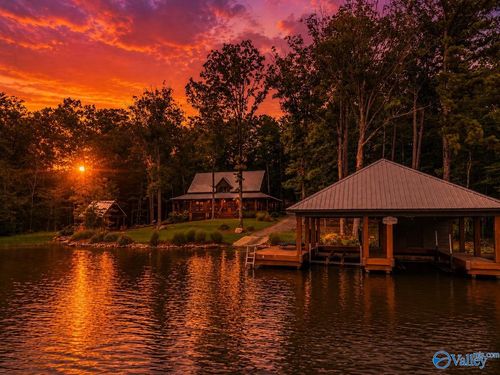 40 Gibson Cove Dr, Ashville, AL, 35953-0029 | Card Image