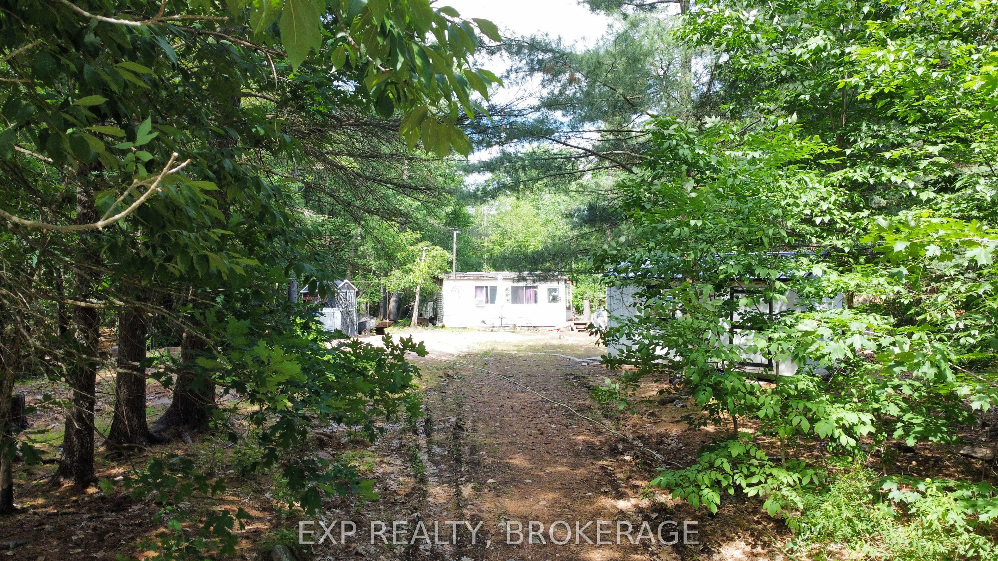 Residential in Frontenac 4