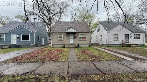 15870 W Parkway St, Detroit, MI, 48223-1033 | Card Image