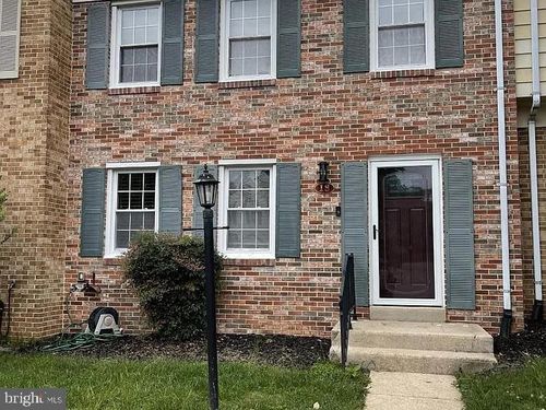 18 Chantilly Ct, ROCKVILLE, MD, 20850-2902 | Card Image