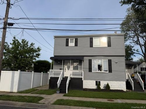 75 2nd Ave, East Rockaway, NY, 11518-1201 | Card Image