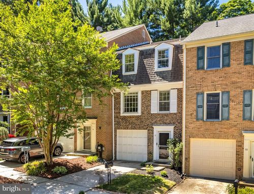 8 Sangamore Ct, BETHESDA, MD, 20816-2509 | Card Image