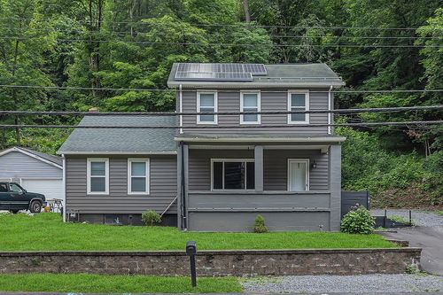 39 Mcgovern Blvd, Crescent, PA, 15046-5406 | Card Image