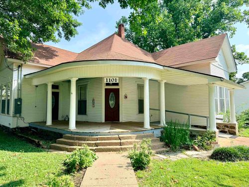 1101 Main St, Pangburn, AR, 72121-8820 | Card Image