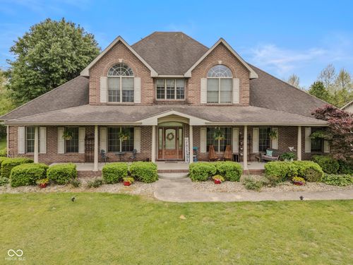 3839 Meadowbrook Drive, Seymour, IN, 47274 | Card Image