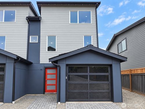 8316 B 28th Ave Nw, Seattle, WA, 98117 | Card Image