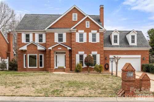 2908 Planters Walk Ct, Charlotte, NC, 28210-8009 | Card Image