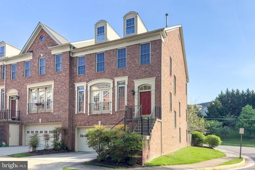 6411 Velliety Ln, SPRINGFIELD, VA, 22152-2245 | Card Image