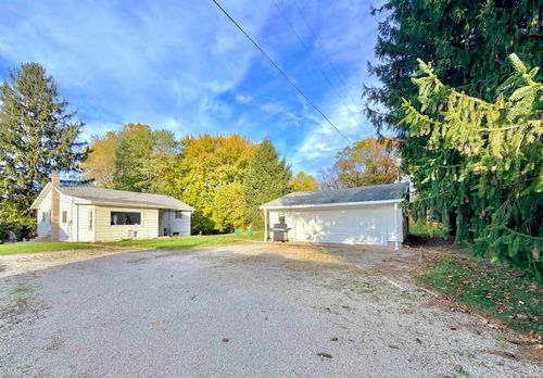 8524 W County Road 25 S, Logansport, IN, 46947-6926 | Card Image