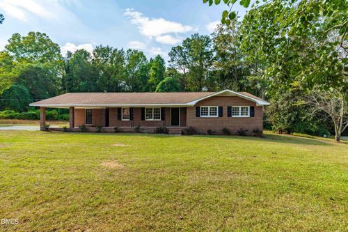 143 Bowden Dr, Kenansville, NC, 28349-8969 | Card Image