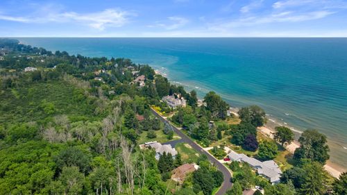 9 Lower Forest Beach Rd, Port Washington, WI, 53074 | Card Image