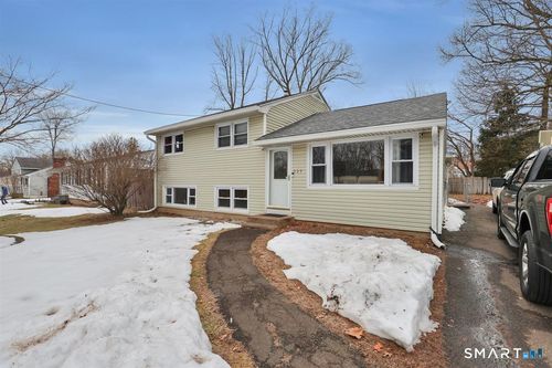 229 Woodhouse Ave, Wallingford, CT, 06492-4925 | Card Image