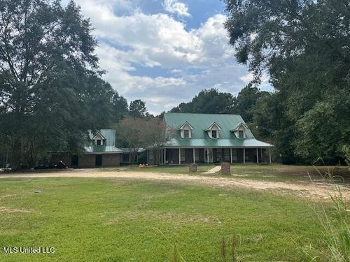213 Rushingtown Rd, Tylertown, MS, 39667-7809 | Card Image
