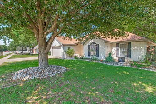 7100 Windhaven Rd, North Richland Hills, TX, 76182-3325 | Card Image