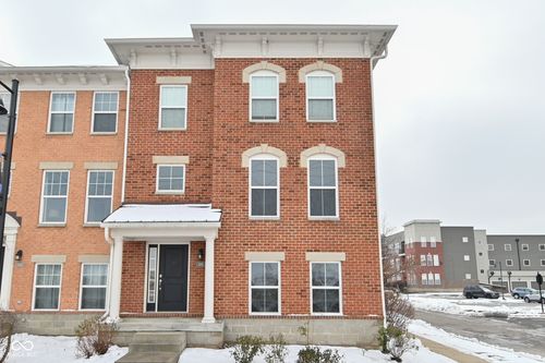 6301 Schooler Dr, Whitestown, IN, 46075-6600 | Card Image