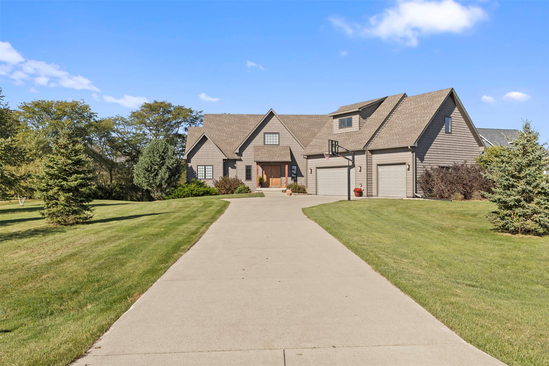 Xanadu Pl, Ames, IA 50014