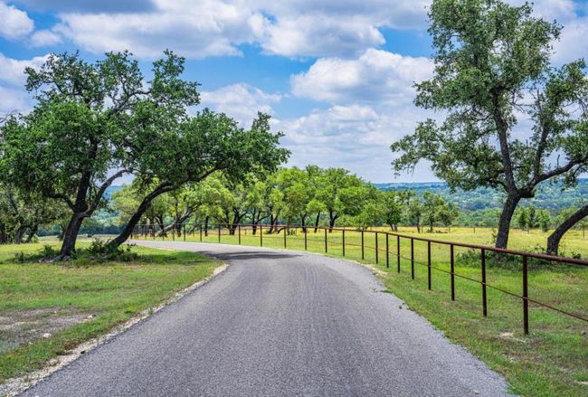 0000 Gibson Best Rd, Home with 12 bedrooms, 9 bathrooms and null parking in Hye TX | Image 4