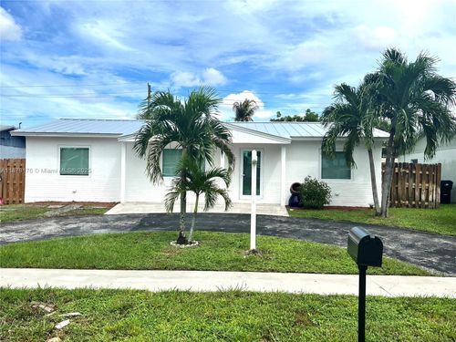 318 Sw 76th Ter, North Lauderdale, FL, 33068-1358 | Card Image