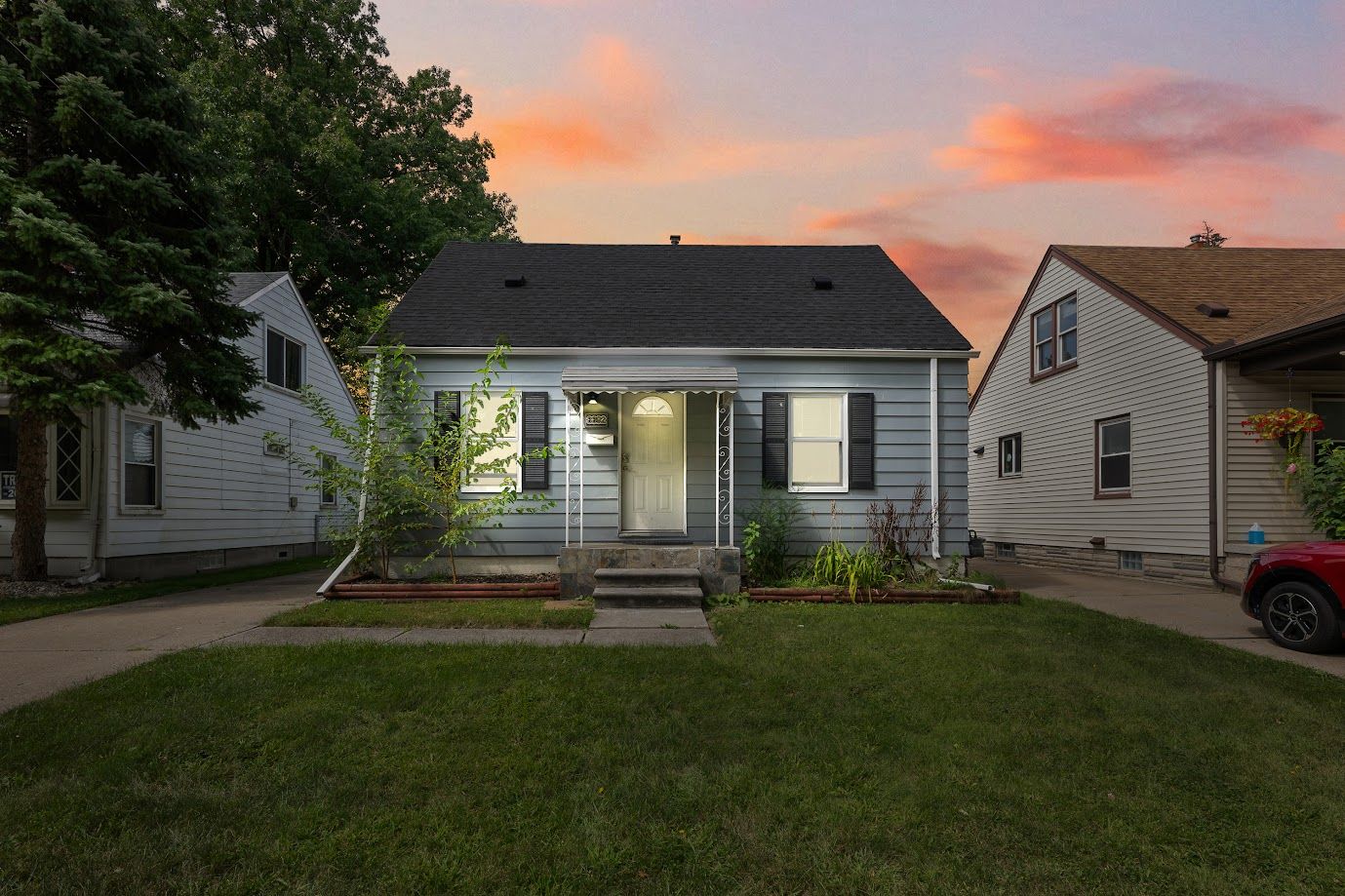 Edgewood St, Dearborn, MI 48124