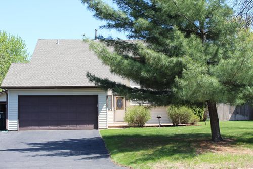 10163 Fraizer St Ne, Circle Pines, MN, 55014-1867 | Card Image