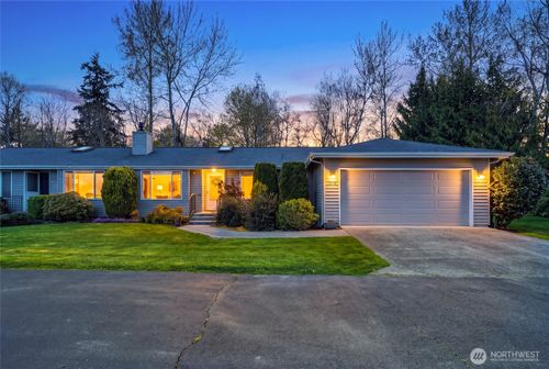 316-2901 Club Ct, Mount Vernon, WA, 98273-8422 | Card Image