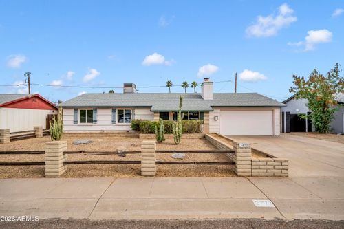 3472 E Sharon Drive, Phoenix, AZ, 85032 | Card Image