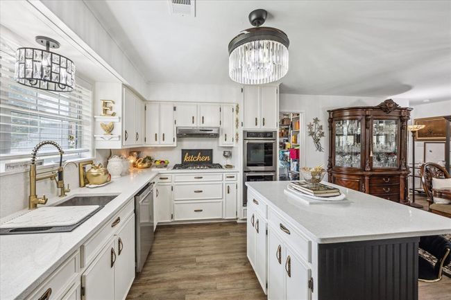 3230 S Fm 1291, Home with 3 bedrooms, 3 bathrooms and 2 parking in Fayetteville TX | Image 16
