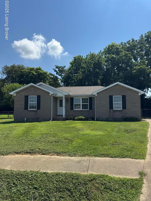 106 Clay Ct, Bardstown, KY, 40004-6775 | Card Image